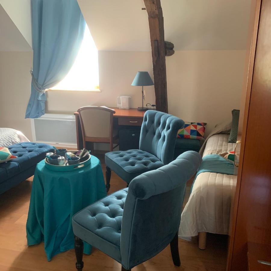 Auberge Du Cheval Blanc ボーモン・ピエ・ド・ブフ エクステリア 写真