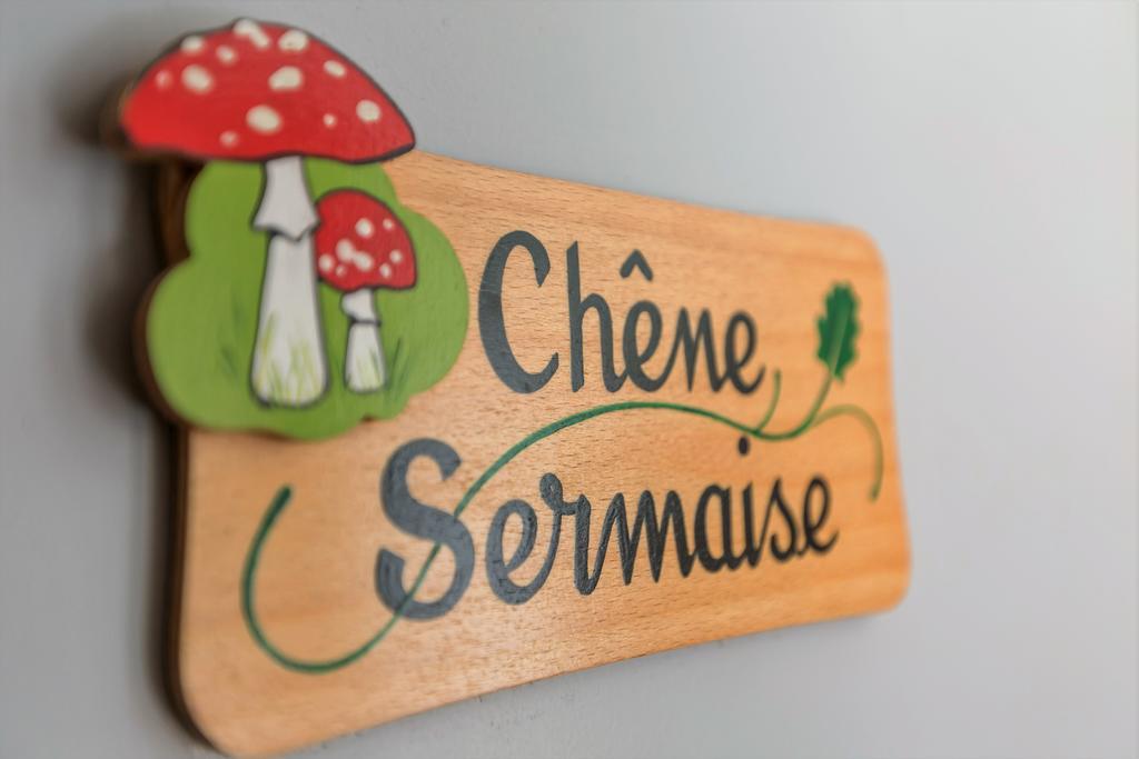Auberge Du Cheval Blanc ボーモン・ピエ・ド・ブフ エクステリア 写真